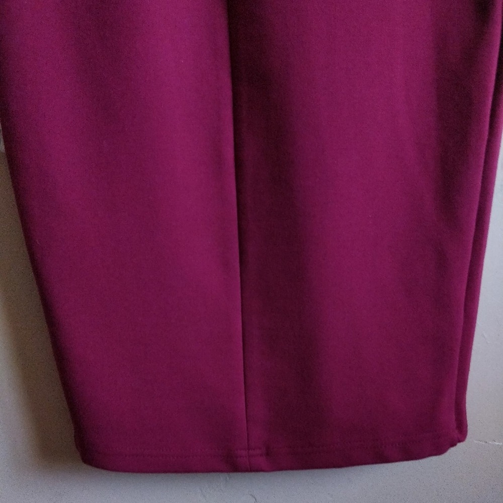 3/$20 Fabletics Eva Wine Cutout Bodycon Midi Dress XXS - Picture 9 of 10